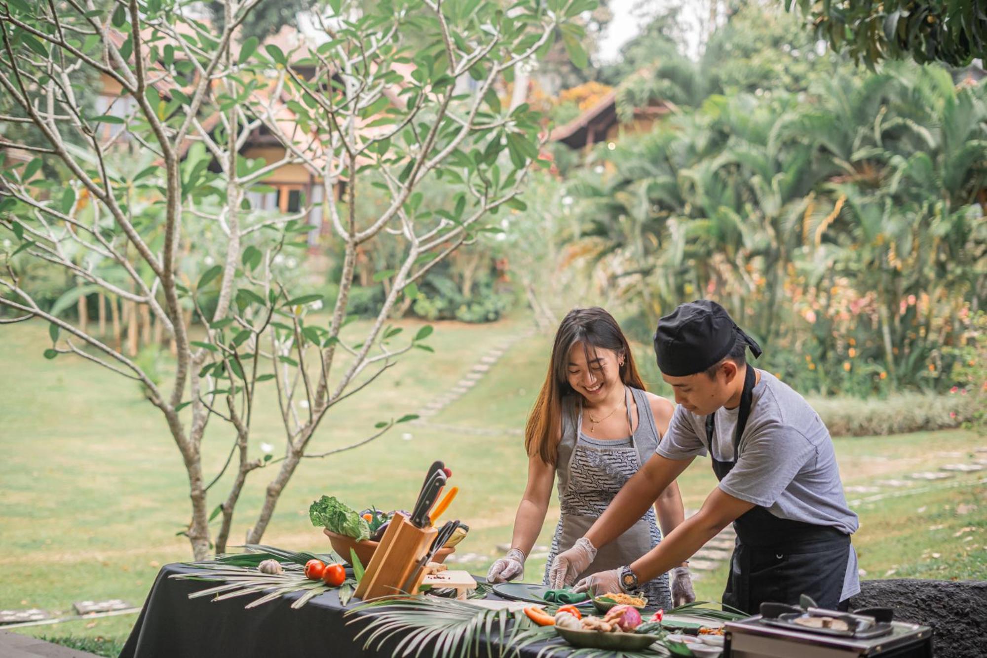 Bali Palms, Tabanan Apartment Bagian luar foto