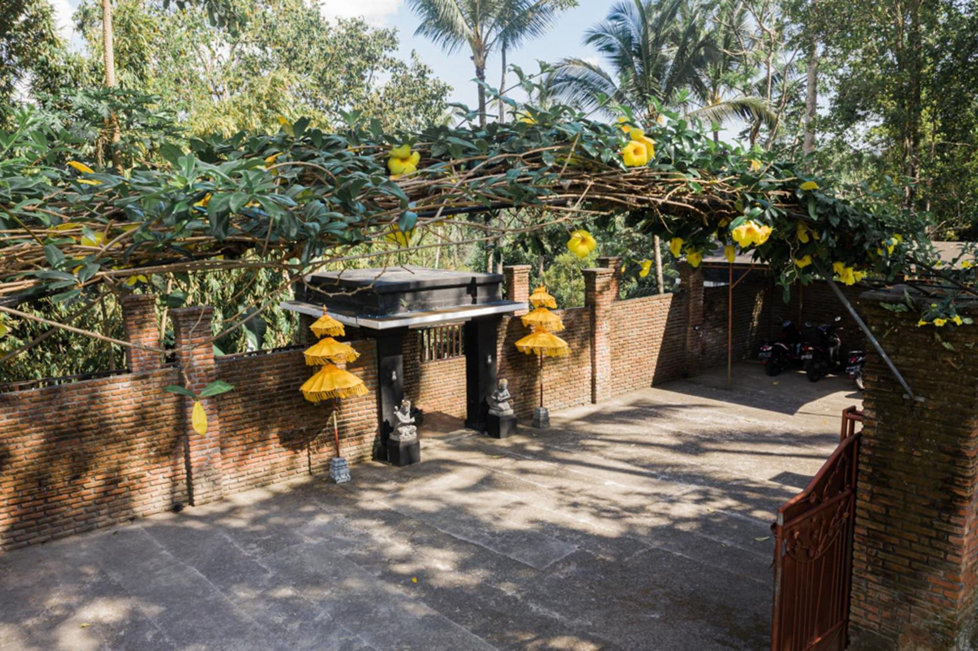 Bali Palms, Tabanan Apartment Bagian luar foto